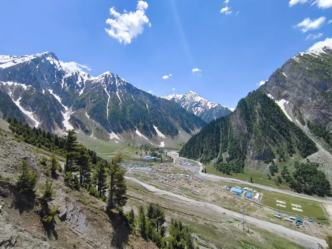 Baltal Valley