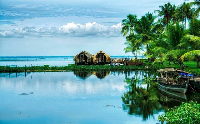Kerala Honeymoon Tour Packages For Couple
