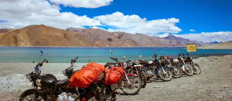 Kashmir Holiday Tour