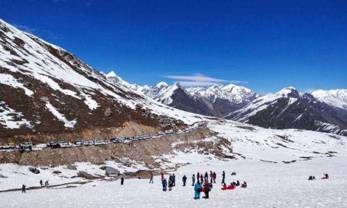 Rohtang Pass / Snow Point