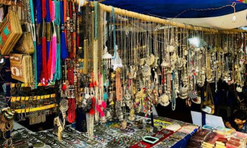 Artificial jewellery